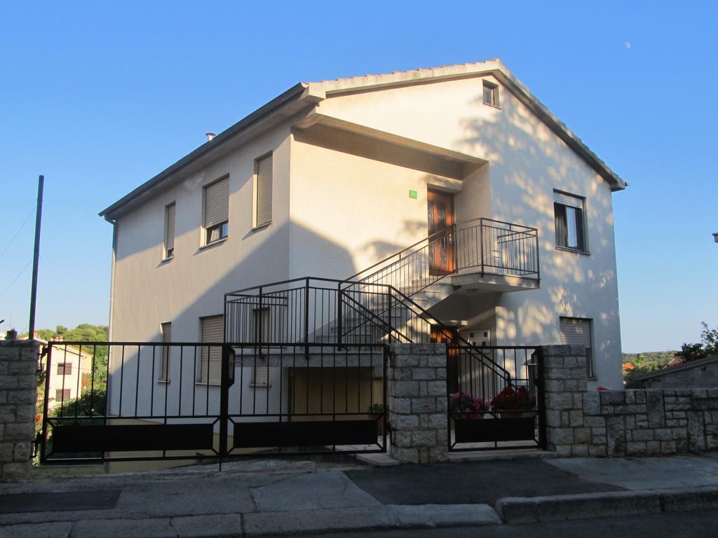 Apartment Razum Póla Kültér fotó
